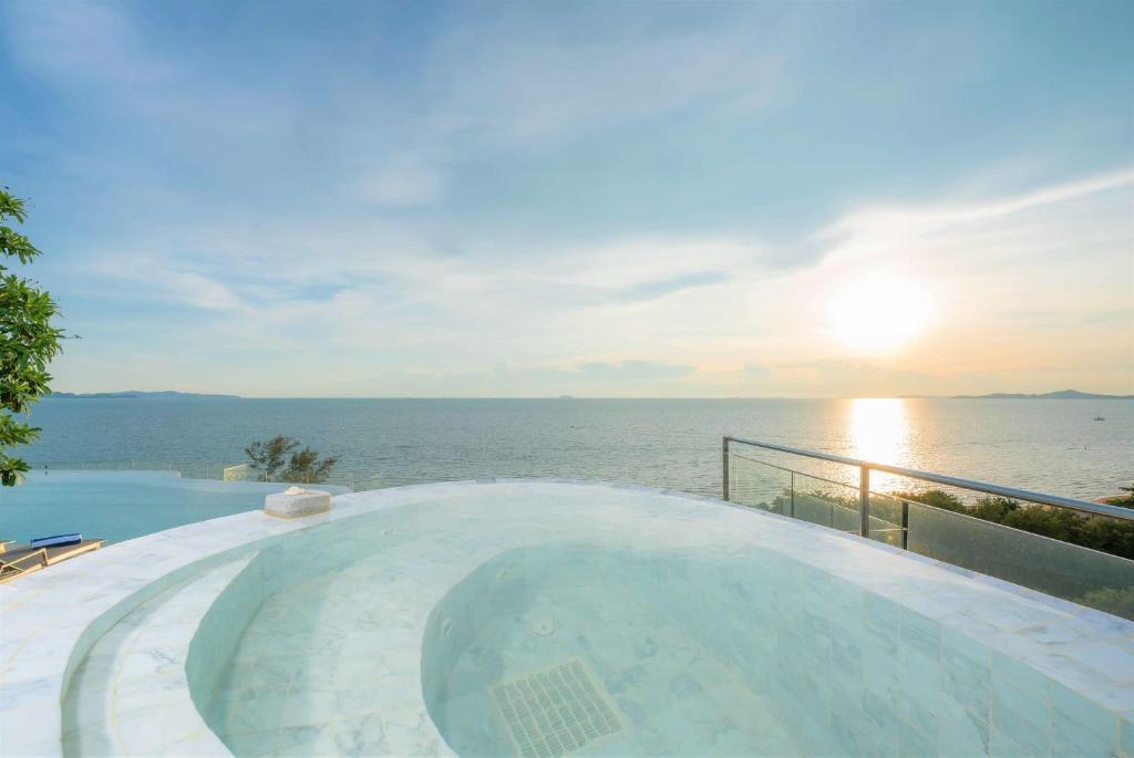 Bayphere Hotel Pattaya Ban Nong Hin  Exteriér fotografie